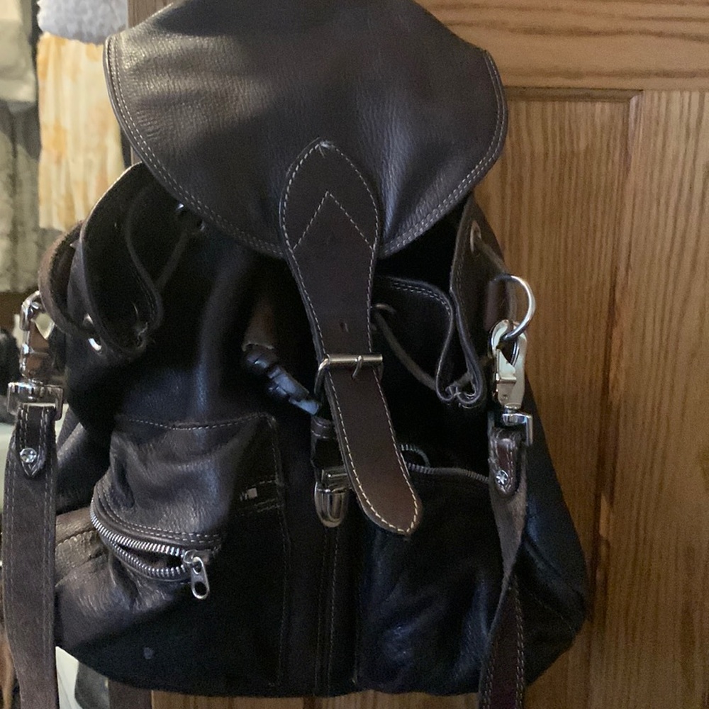 Leather purse/backpack